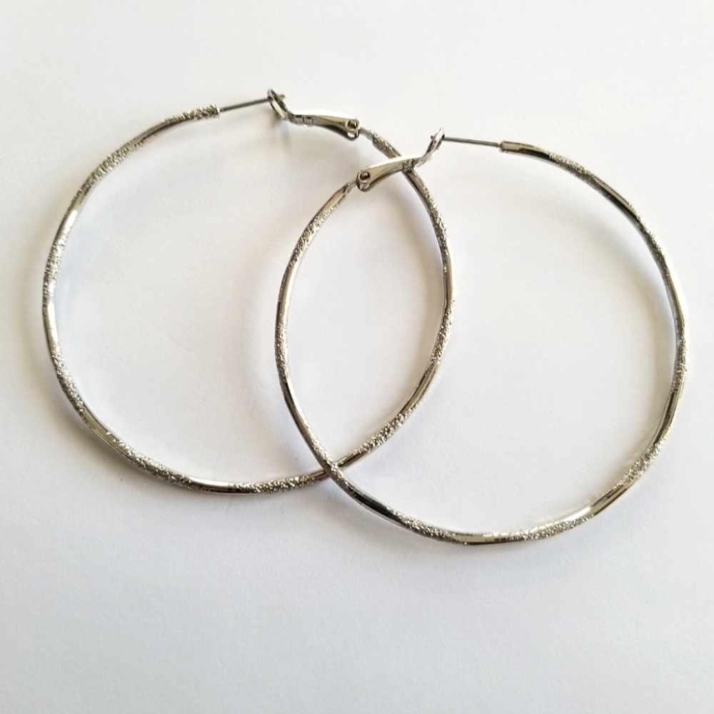 Big hoop earrings large thin skinny silver tone textured y2k